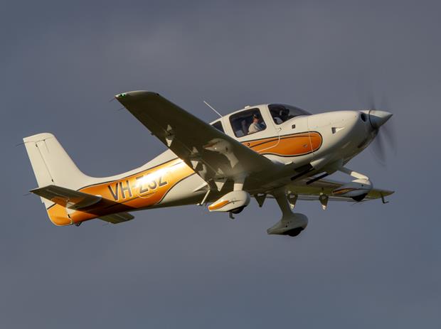 Cirrus Design Corporation SR20
