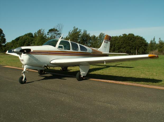 Beech Aircraft Corp 35-C33 — image 8