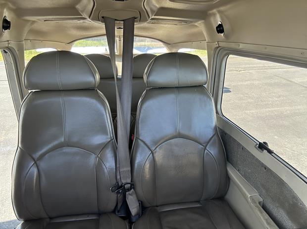 Cessna Aircraft Company 172S — image 4