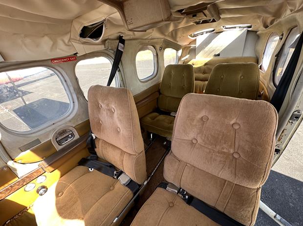 Cessna Aircraft Company 210N — image 4