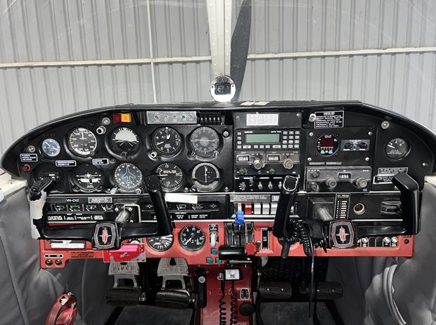 Piper Aircraft Corp PA-28R-200 — image 7