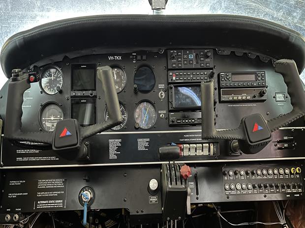 Piper Aircraft Corp PA-28-236 — image 2