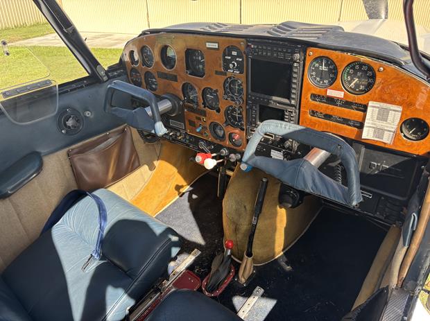 Piper Aircraft Corp PA-24 — image 1