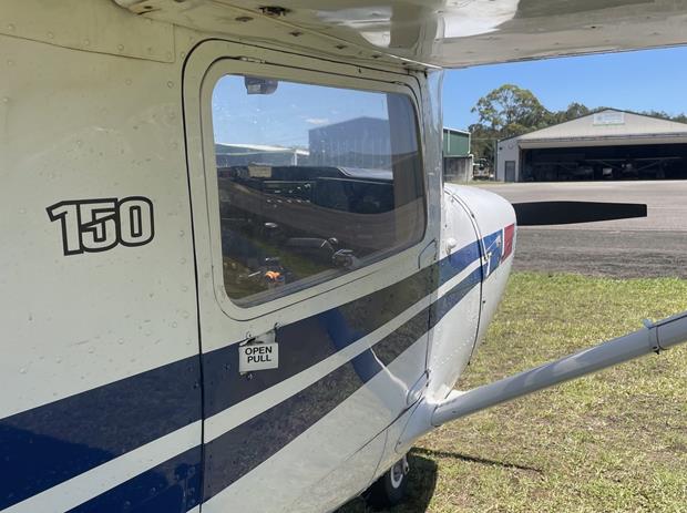 Cessna Aircraft Company 150M — image 3